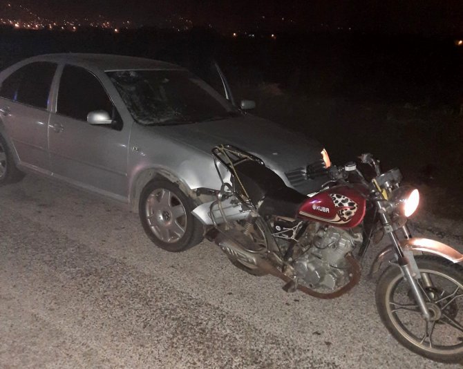 Osmaniye’de otomobil motosiklete çarptı: 2 yaralı