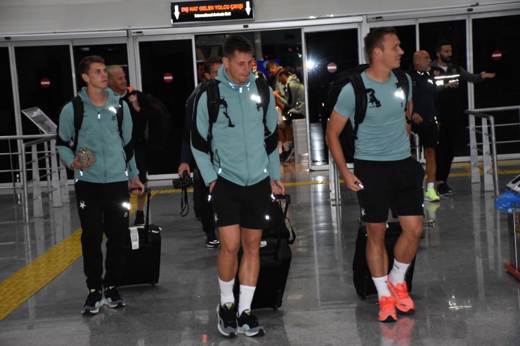 Slavia Prag, Sivas'a geldi