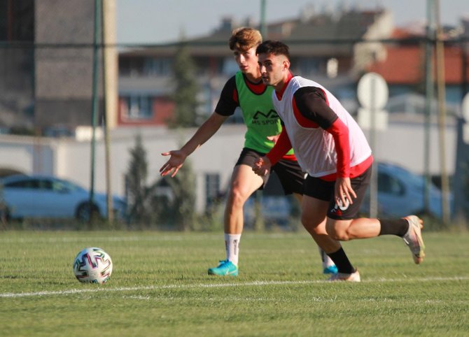 Eskişehirspor, 1922 Konyaspor maçına hazırlanıyor