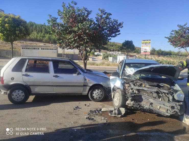 Kilis’te zincirleme kaza: 1'i polis, 4’ü jandarma, 8 yaralı