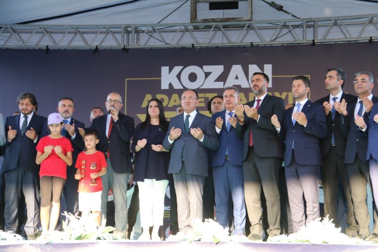 Bozdağ: Birkaç dosyayı gündem yapıp hakim ve savcıları hedef gösterenleri kınıyorum