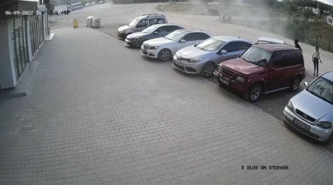 Kadın şoför kaza yapınca, direksiyona erkek şoför geçti