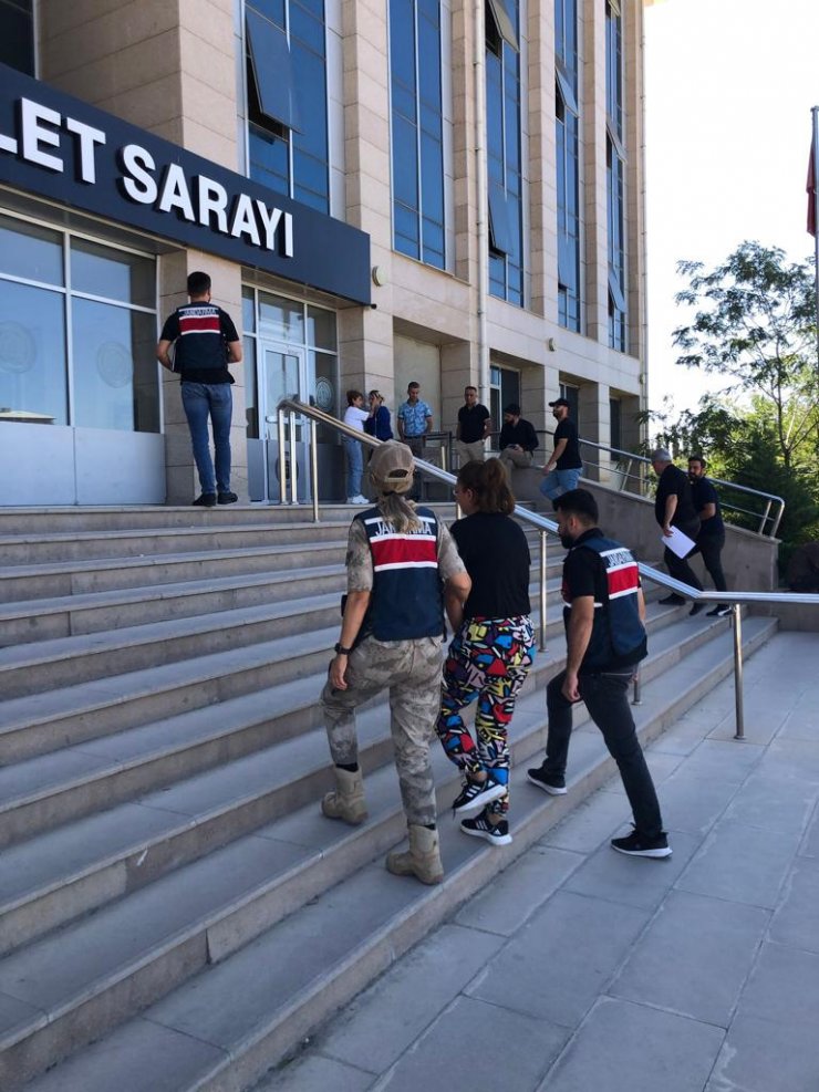 Van'da uyuşturucudan aranan firari hükümlü yakalandı