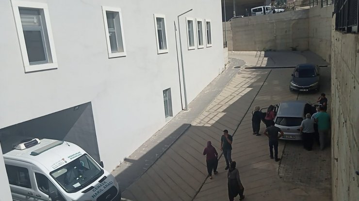 'Ahır' kavgasında ölen 3 kişi, Kahramanmaraş'ta toprağa verildi