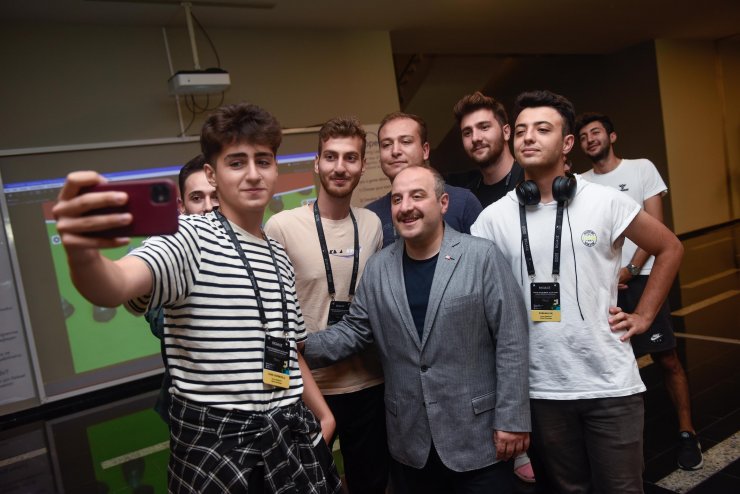 Bakan Varank: Türkiye, teknoloji tabanlı işlerde büyük ivme kazandı