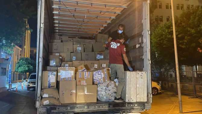 Kargo tırında 56 kilo 200 gram esrar ele geçirildi