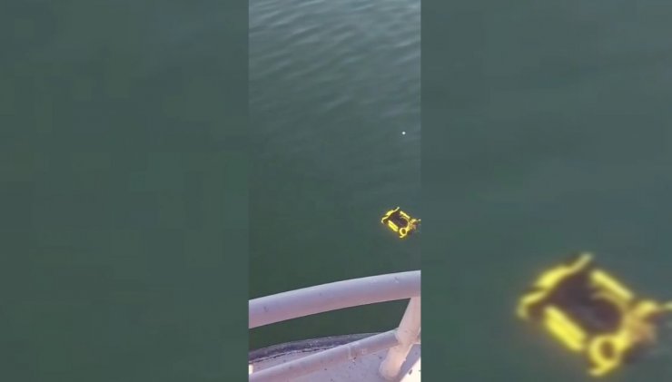 Keban Baraj Gölü’nde batan tekne, 56 metre derinlikte bulundu; balıkçı aranıyor