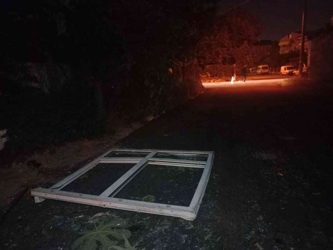 Babaannesine kızan genç evi yaktı