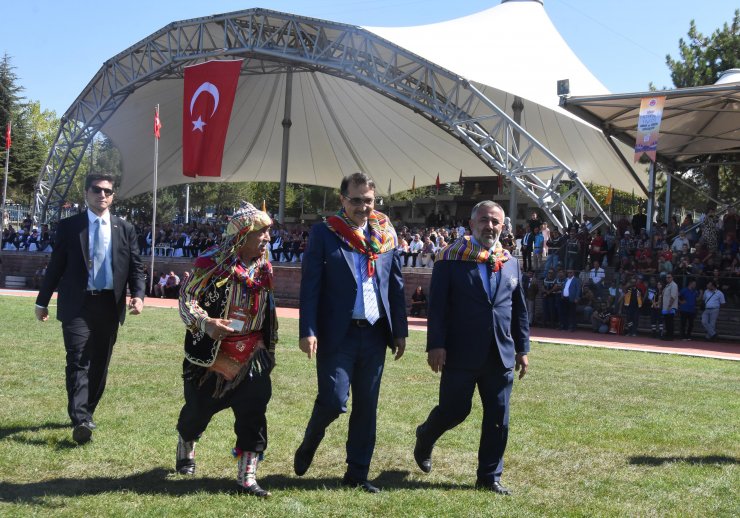 Bakan Dönmez: Türkiye, Karadeniz gazıyla 2023’te buluşacak