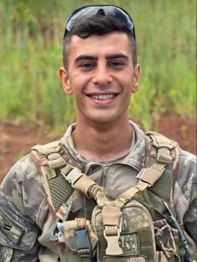 İdlib şehidi uzman çavuş, mezarı başında anıldı