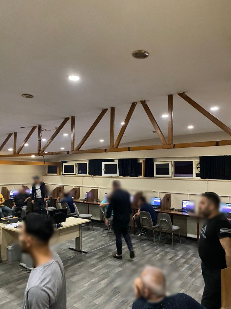 İş hanına sanal kumar baskını