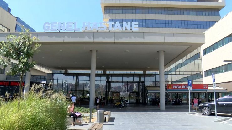 Metrobüs kazasında yaralanan şoförün kardeşi: Ameliyat oldu bilinci açık