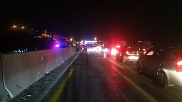 İki otomobil çarpıştı: 2 ölü, 2 yaralı