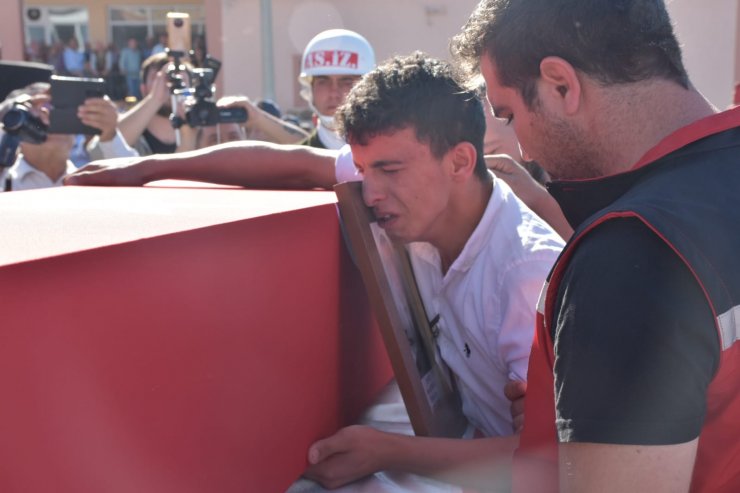 Şehit Uzman Çavuş Savaş Borlu, Niğde'de son yolculuğuna uğurlandı