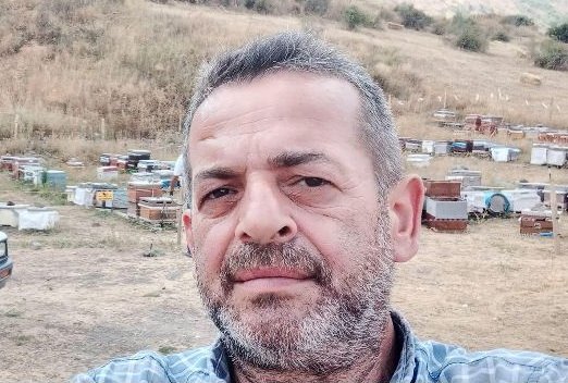 Eşi ve ilişkisi olduğunu iddia ettiği kuzenini tabancayla öldürdü