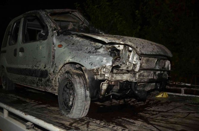 Kontrolden çıkan otomobil sürücüsü genç kadın hayatını kaybetti