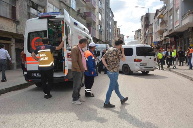 Ordu’da minibüsler çarpıştı: 2 yaralı
