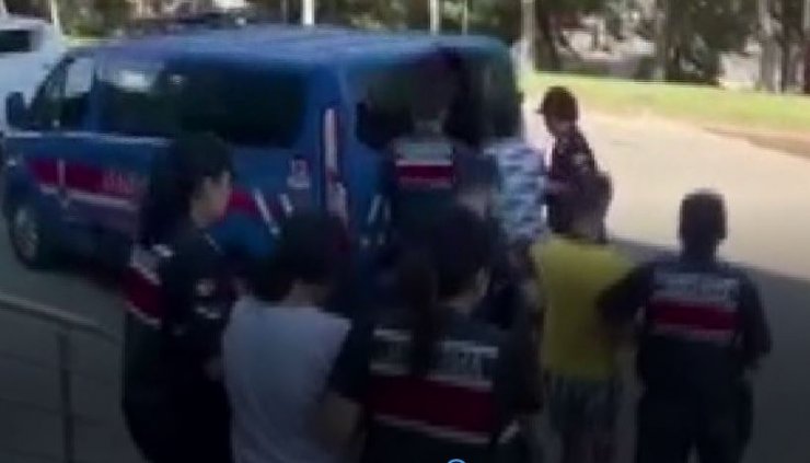 Çöp konteyneri yanında cesedi bulunan bebekle ilgili 2 tutuklama