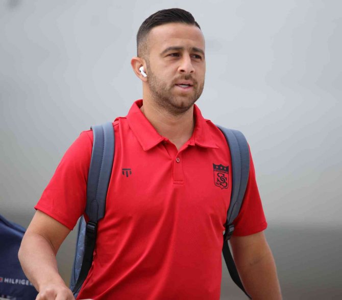 Sivasspor kafilesi Romanya’ya ulaştı
