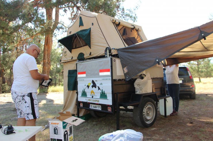 Karavan fiyatını yüksek buldu, kendi aracını yaptı