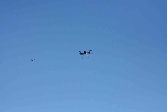 Uçan arabalar ilk kez semalarda göründü