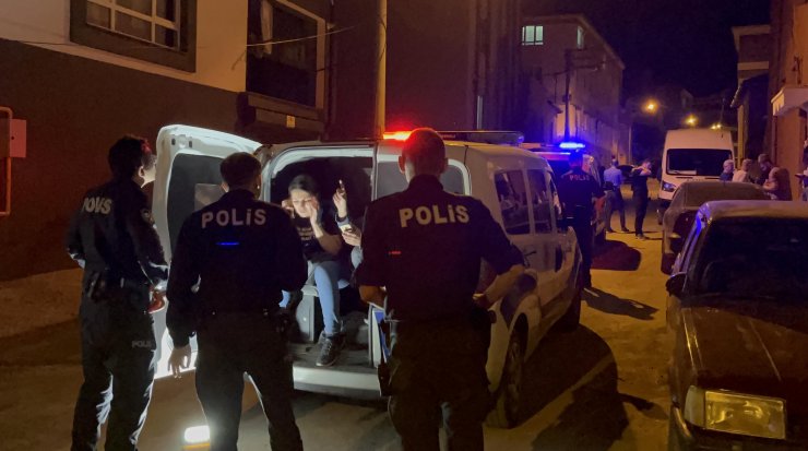 Arkadaşıyla birlikte gittiği evde tabancayla öldürüldü