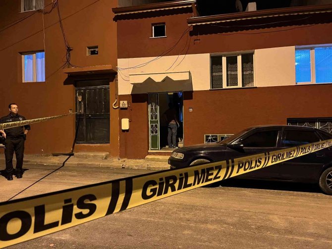Evde çıkan tartışma kanlı bitti: 1 Ölü