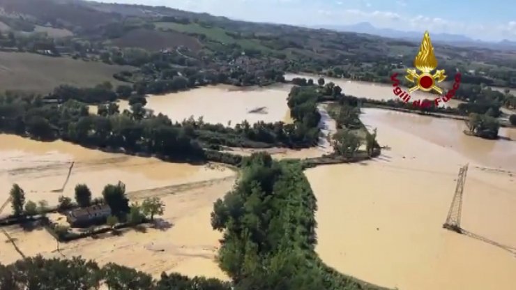 İtalya’daki sel felaketinde kayıpları arama çalışmaları sürüyor