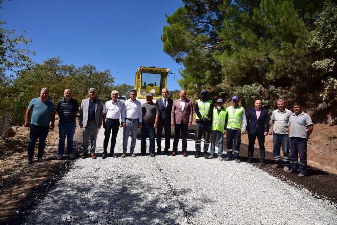 40 yıllık asfalt özlemleri son buldu