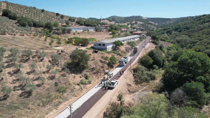 40 yıllık asfalt özlemleri son buldu