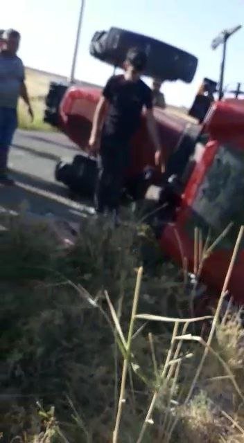 Devrilen traktörün 14 yaşındaki sürücüsü yaralandı