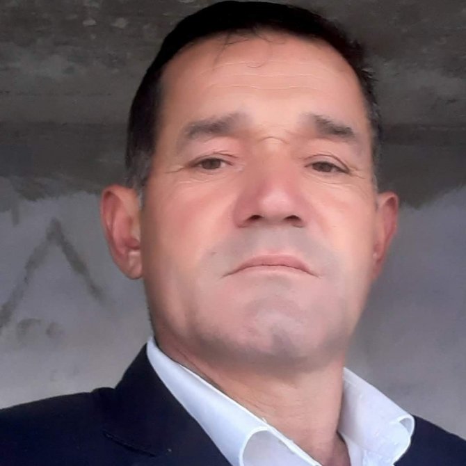 Yolcu otobüsüyle kamyonet çarpıştı: 2 ölü, 8 yaralı