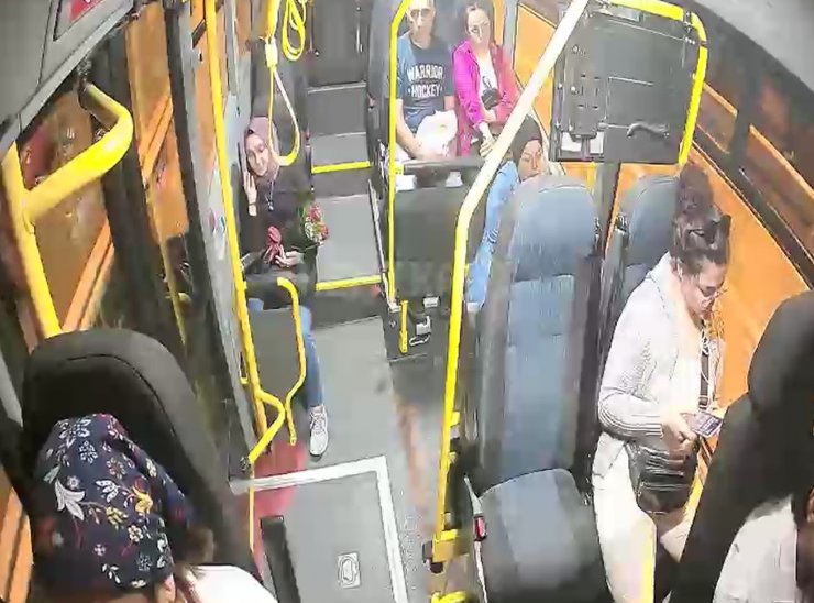 İçinde yolcu bulunan minibüse ateş eden şüpheli tutuklandı