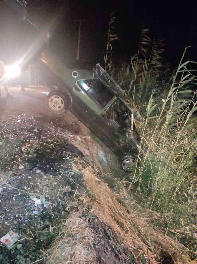 Araç kanala uçtu: 1 ölü