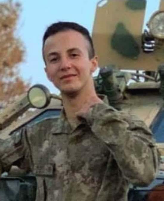 Şehit Sözleşmeli Er İsmet Aybek, son yolculuğuna uğurlandı