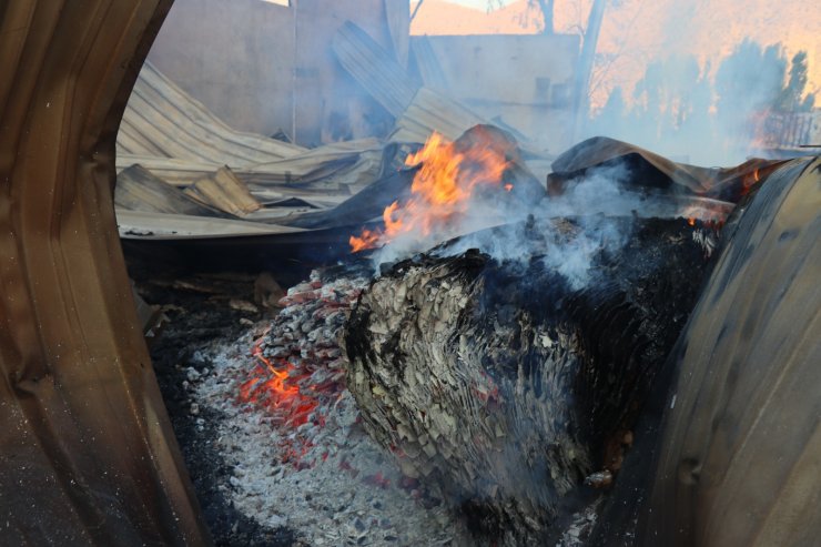 Erzurum'da kereste fabrikası yangını