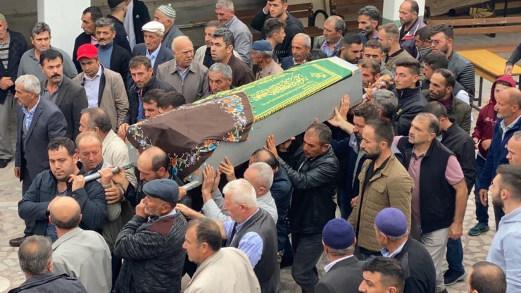 Kazara yeğenini öldüren muhtar "taksirle öldürme" suçundan tutuklandı