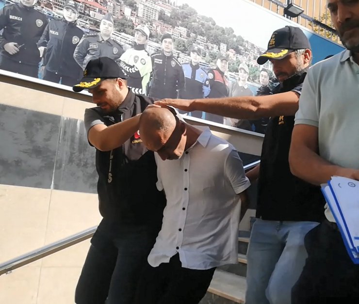 Taksim'de cinayet! Tartıştığı adamı bıçaklayarak öldürdü