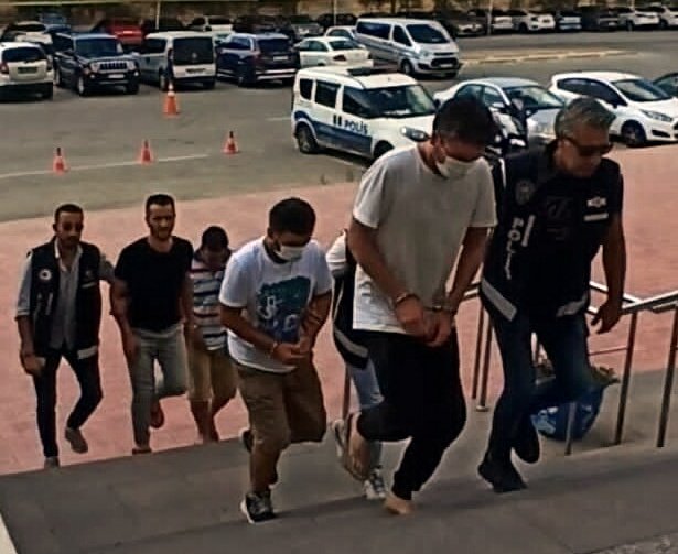 FETÖ operasyonunda 2 tutuklama