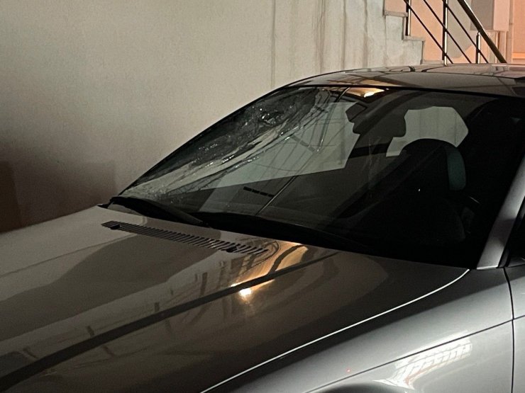 Taziye evine giderken otomobil çarptı: 1 ölü, 1 yaralı