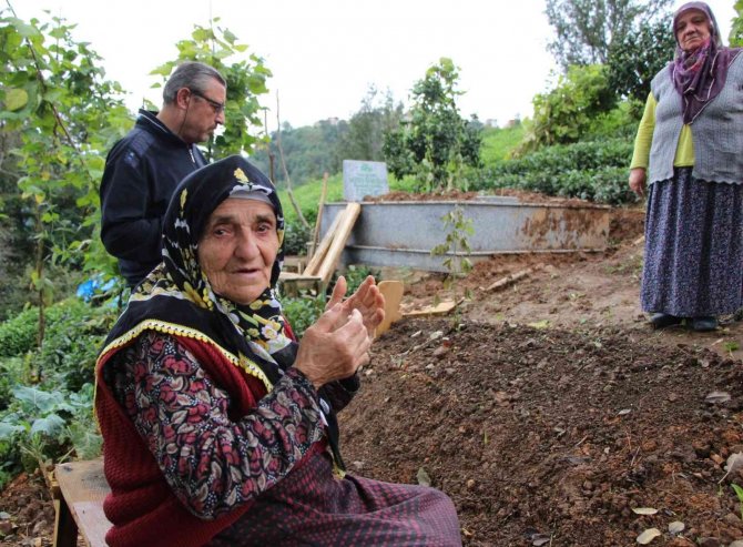 90 yaşlarındaki üç erkek kardeş 23 gün içerisinde vefat etti