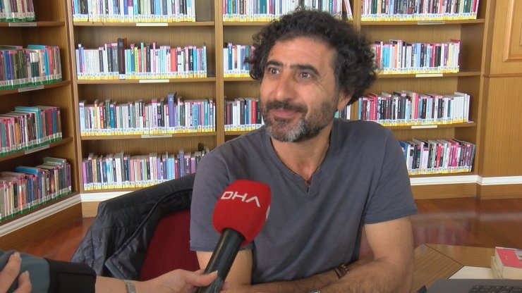 Atatürk Kitaplığı'nda 'araştırmacı' tartışması