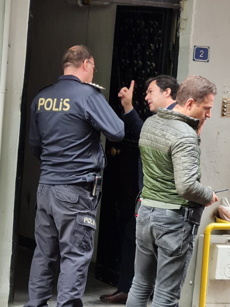 Boşanma aşamasındaki eşiyle birlikte, baldızı ve kayınbiraderini öldürüp, intihara kalkıştı