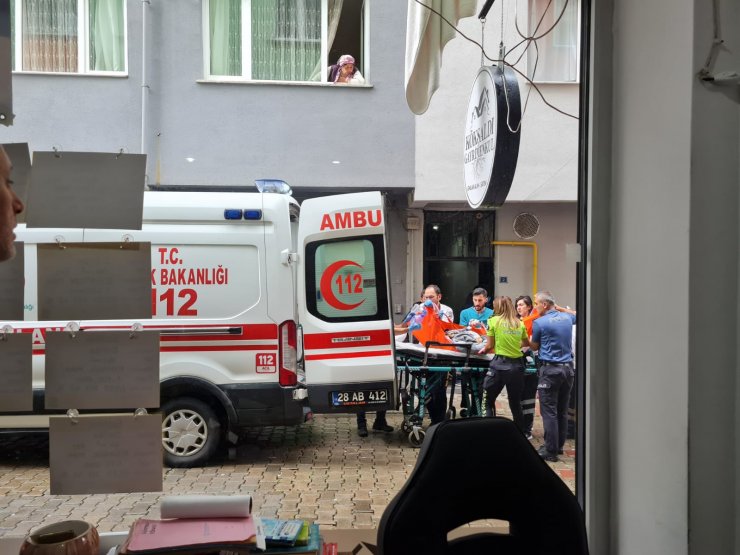 Boşanma aşamasındaki eşiyle birlikte, baldızı ve kayınbiraderini öldürüp, intihara kalkıştı