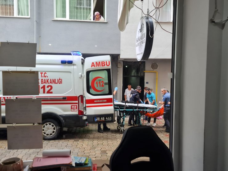 Boşanma aşamasındaki eşiyle birlikte, baldızı ve kayınbiraderini öldürüp, intihara kalkıştı