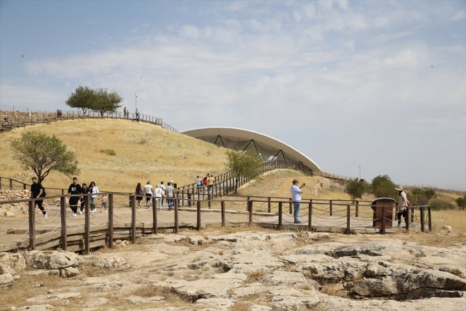 "Tarihin sıfır noktası" Göbeklitepe'ye ziyaretçi akını