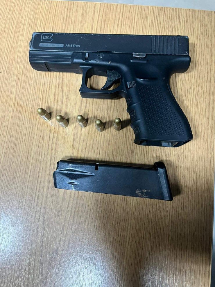 Teğmenin silah zoruyla telefonunu aldılar, takiple yakalandılar