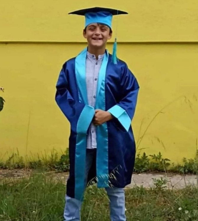 Kör kurşunun ağır yaraladığı 10 yaşındaki Musa hayatını kaybetti