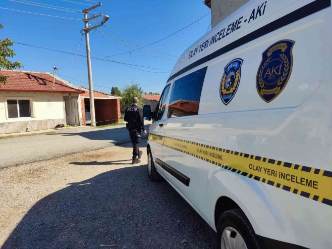 Akrabalar arasındaki kavga kanlı bitti: 2 ölü