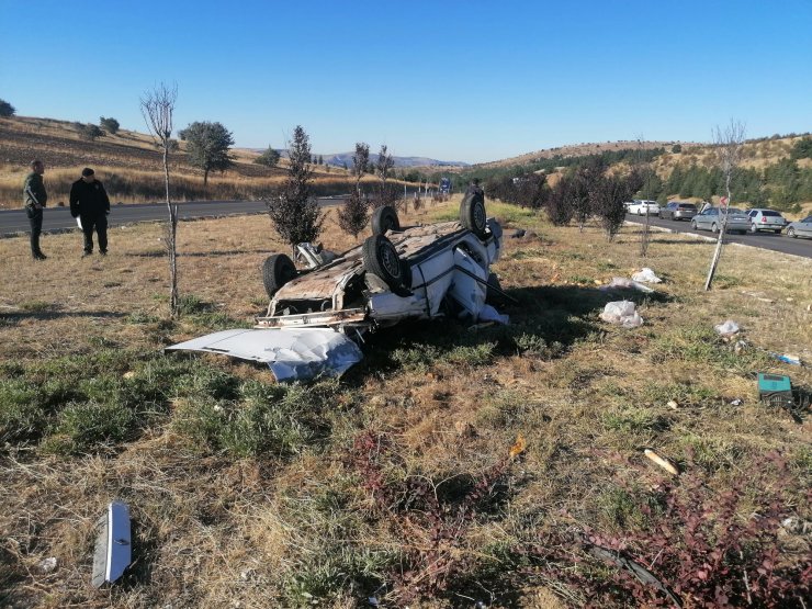 Otomobil takla attı; 2 yaşındaki Bülent öldü, anne ve babası yaralı